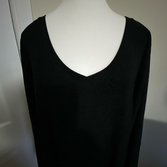 Sympli Black V-Neck Stretch Relaxed Fit Basic Long Sleeve Top- Sz- L - Picture 2 of 12